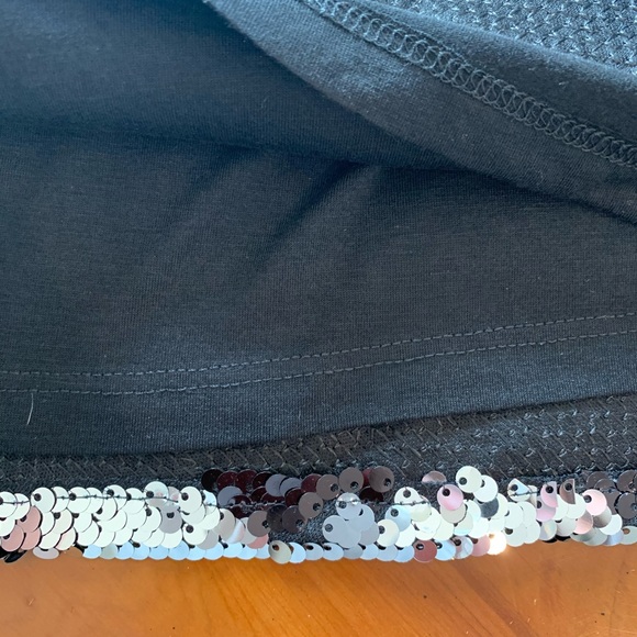 New Blue Life Twyla Sequin-Sliver Mini Skirt. S - Picture 3 of 6